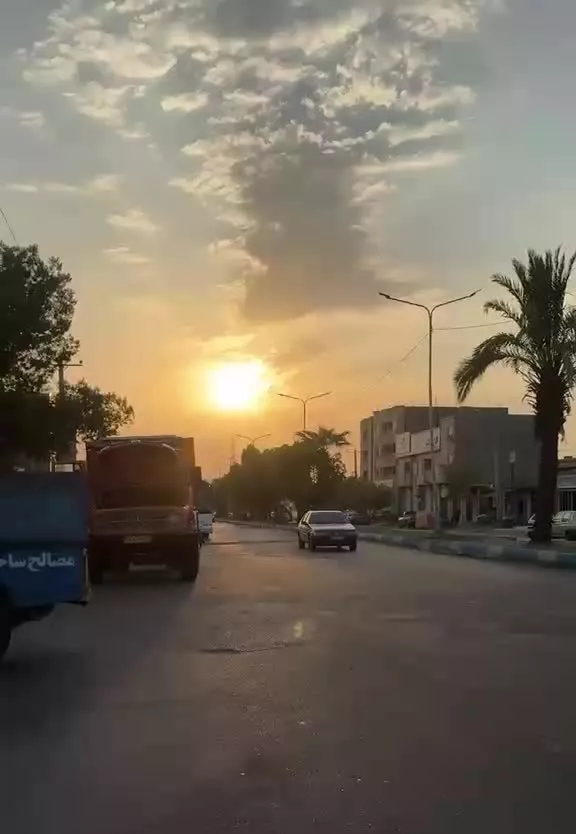 زمین ۳۰۰ متری خاتم ۱۷ راسته خیابان اصلی