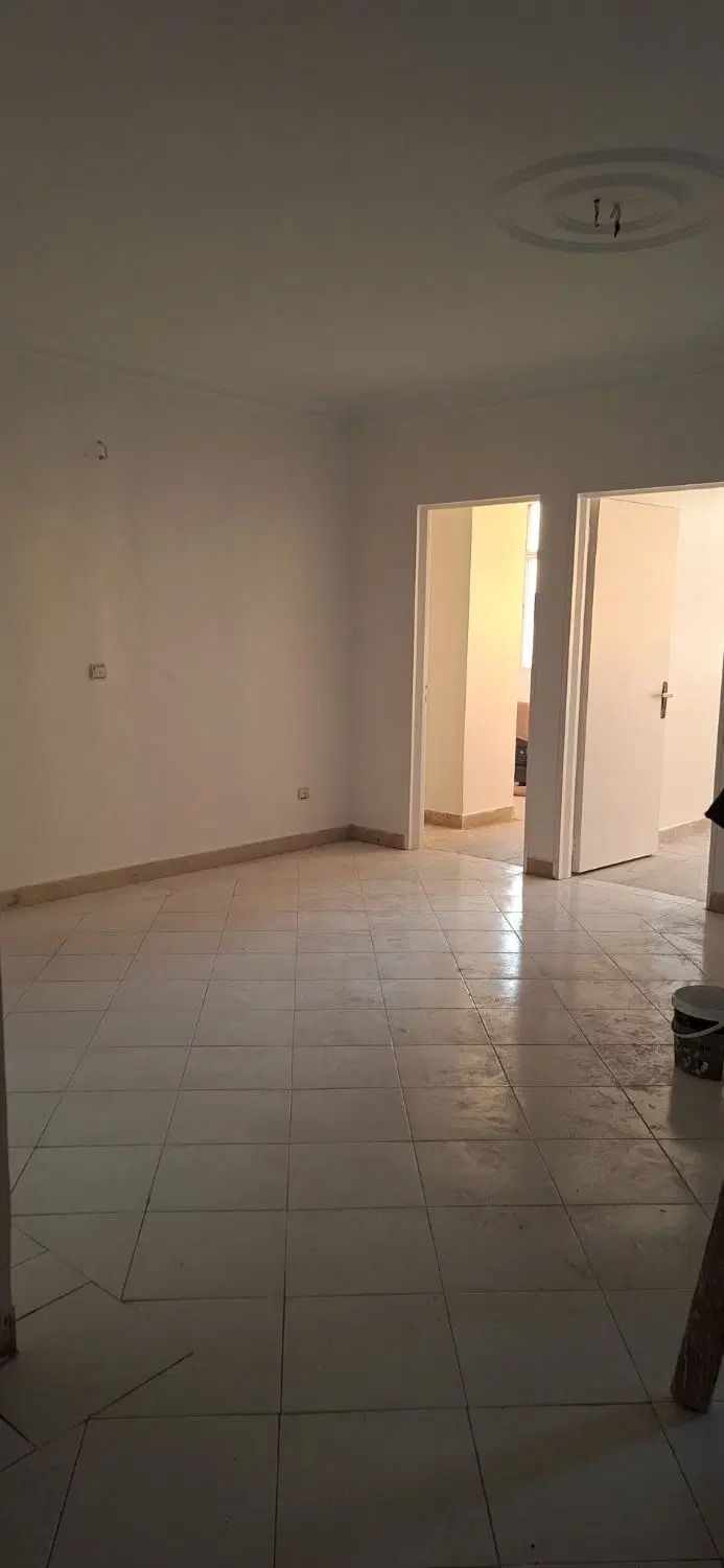 ۷۵ متری دو خواب فول امکانات نزدیک مترو
