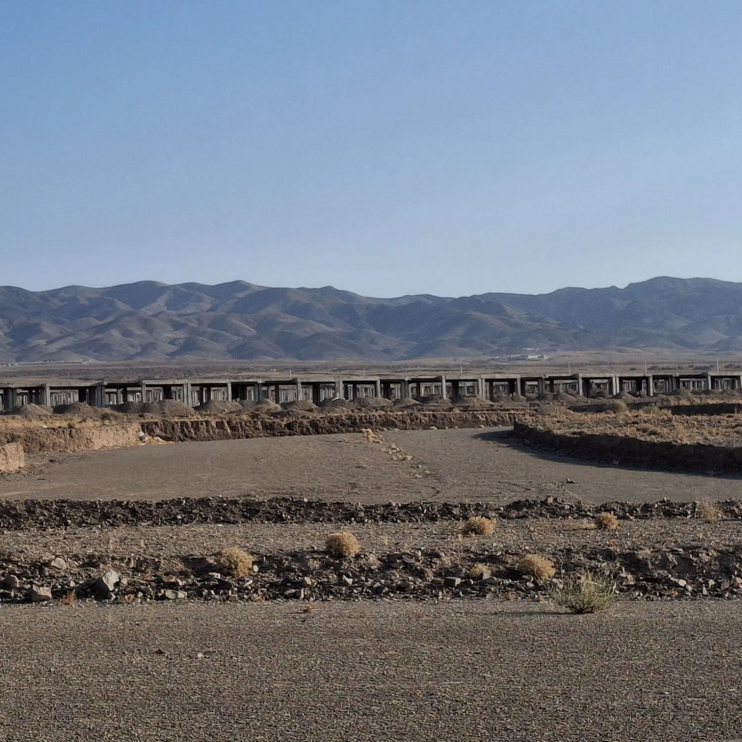 زمین ۲۰۰ متری نکوجار