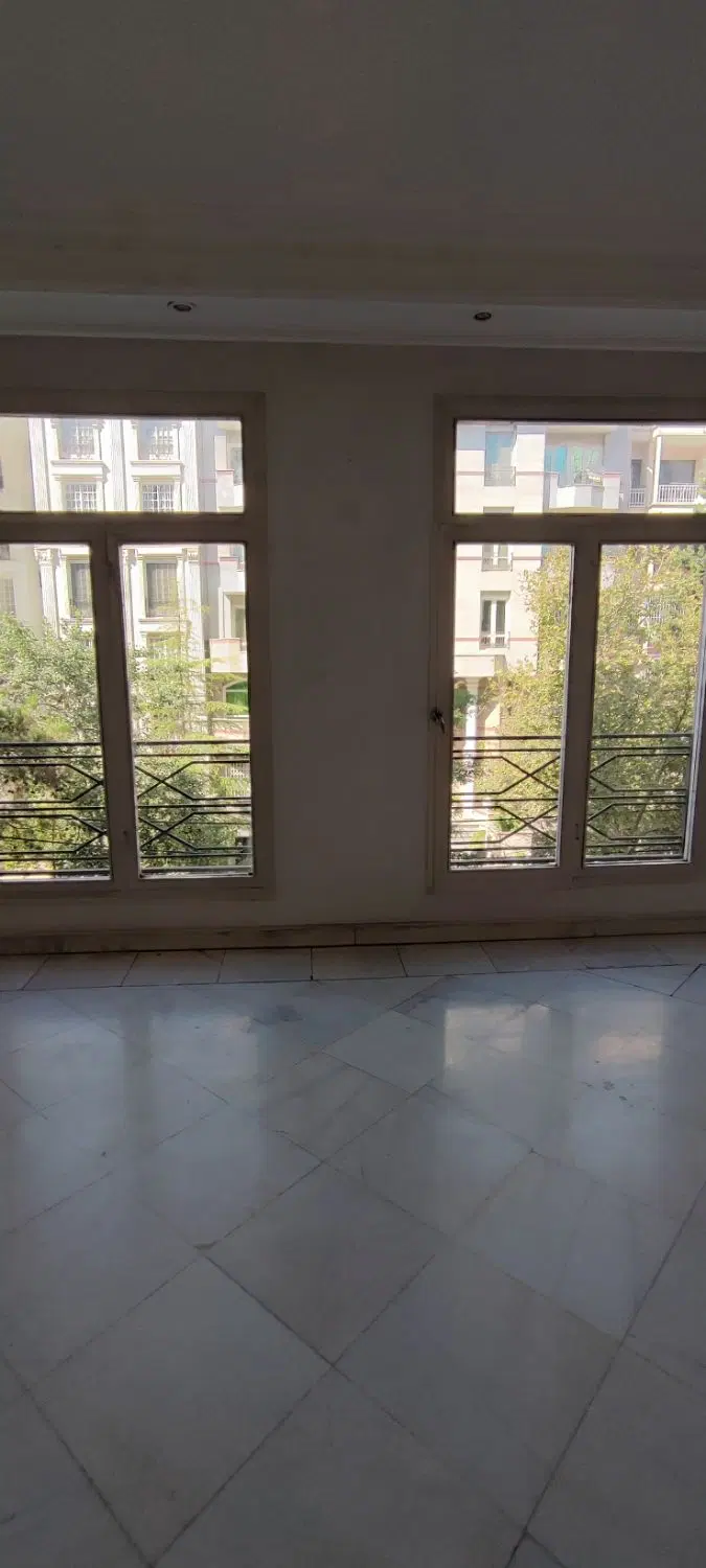 ناهید62متر تاپ لوکیشن پلن مربعی مجرد یا زوج