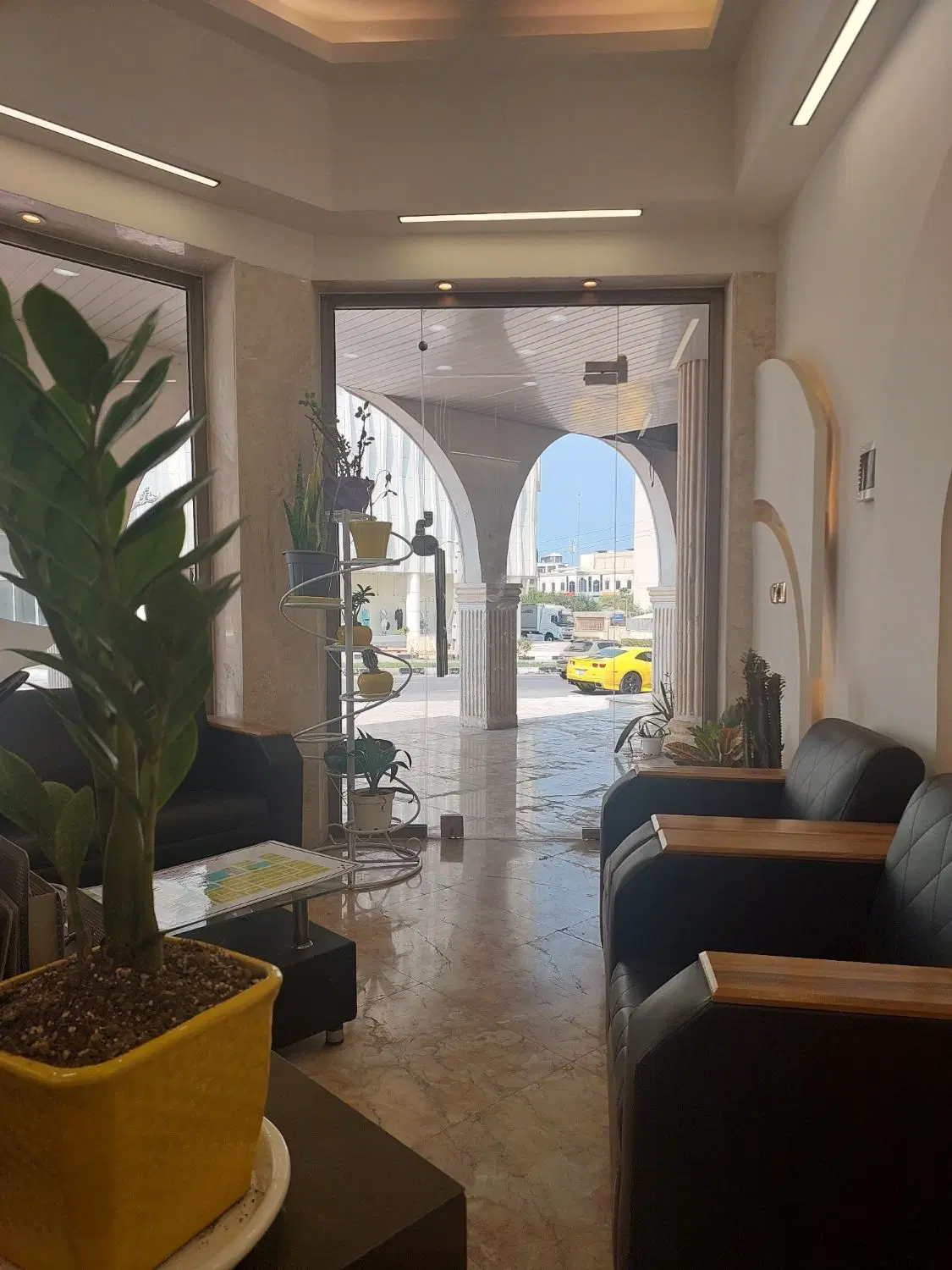 فروش واحداپارتمان وزمین