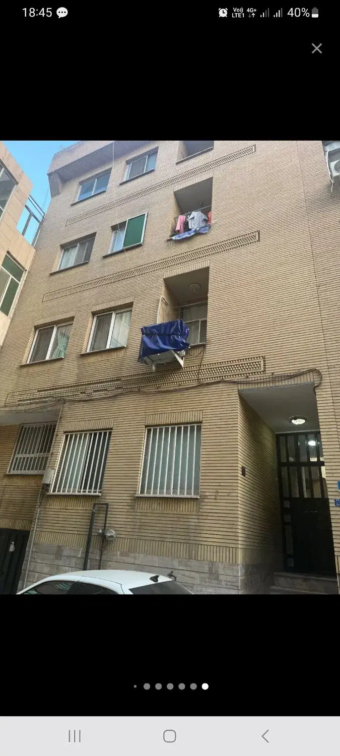 آپارتمان تمیز رنگ شده مرتب