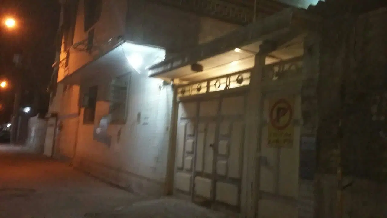 فروش خانه ویلایی ۲ طبقه نادری شرقی
