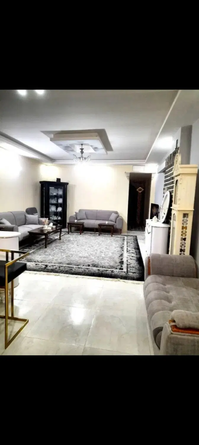 اپارتمان خرم