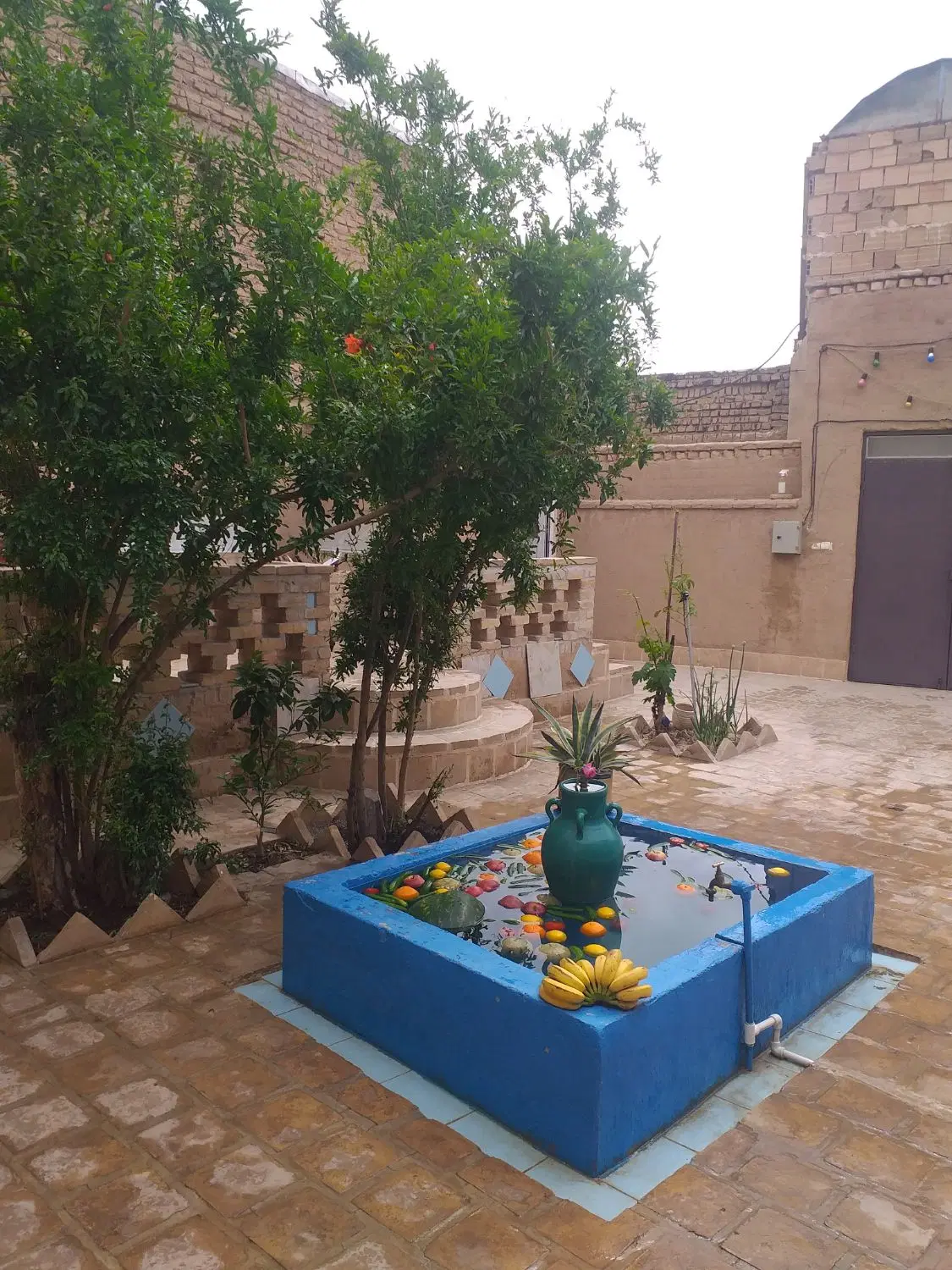 ۳۰۰ متر سنتی