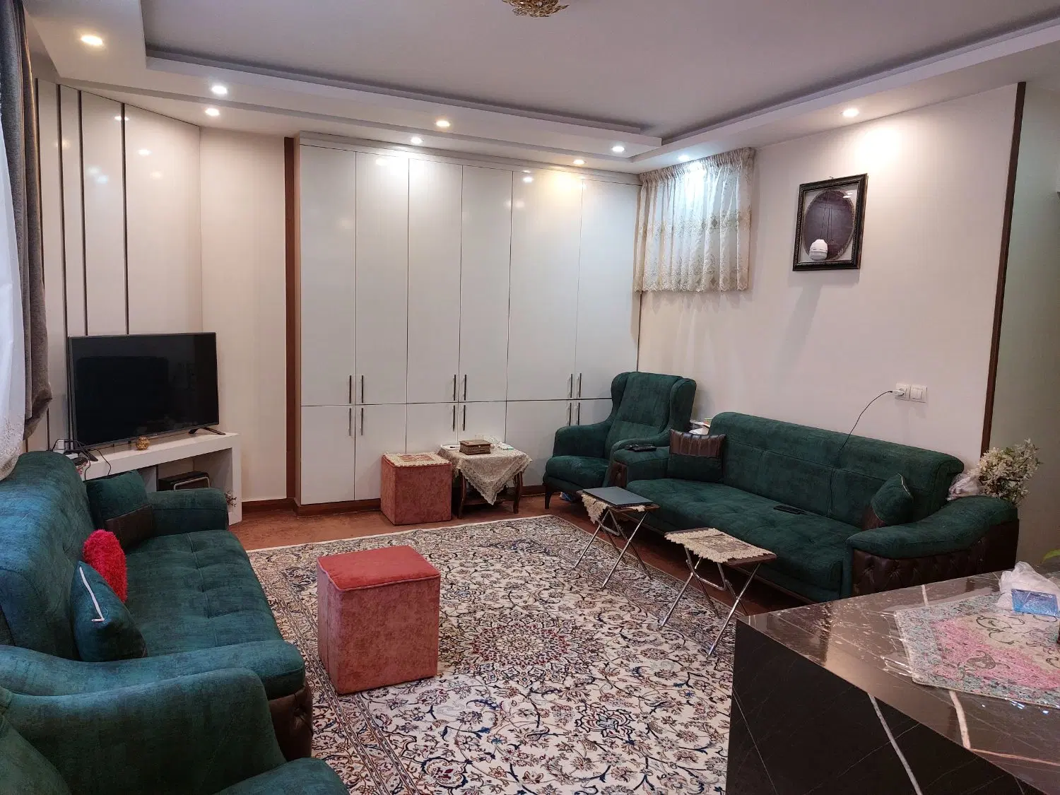 فروش سه واحدی دو نبس