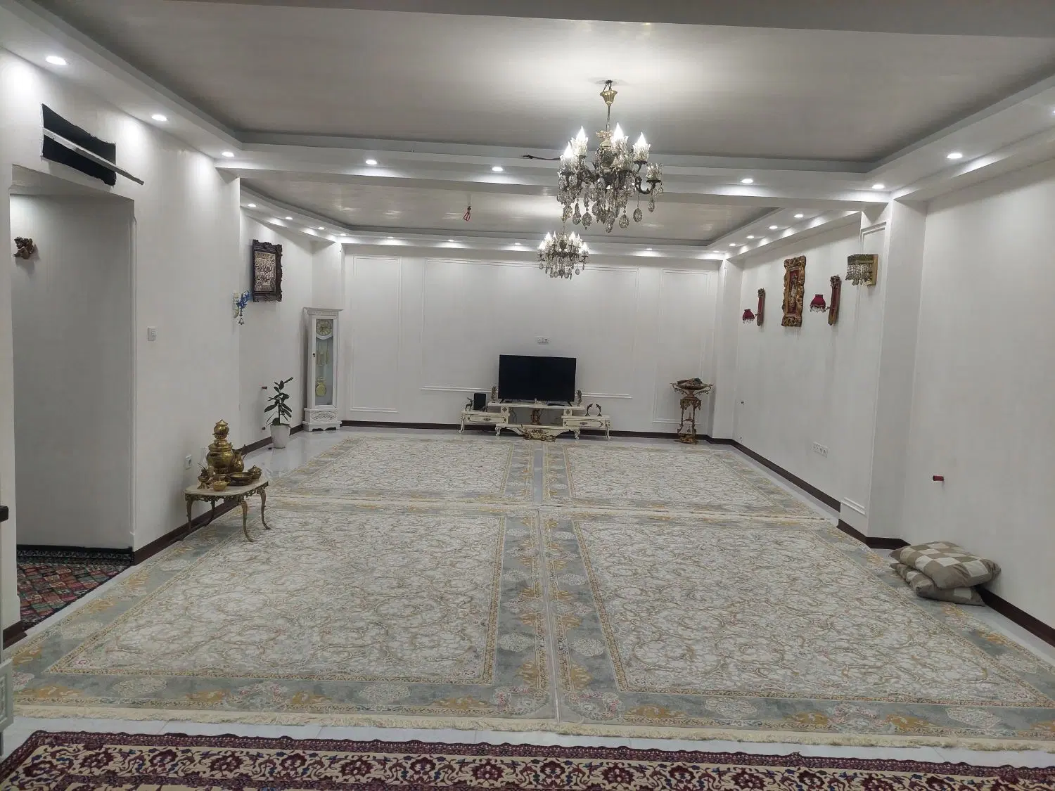 اجارا تک واحدی