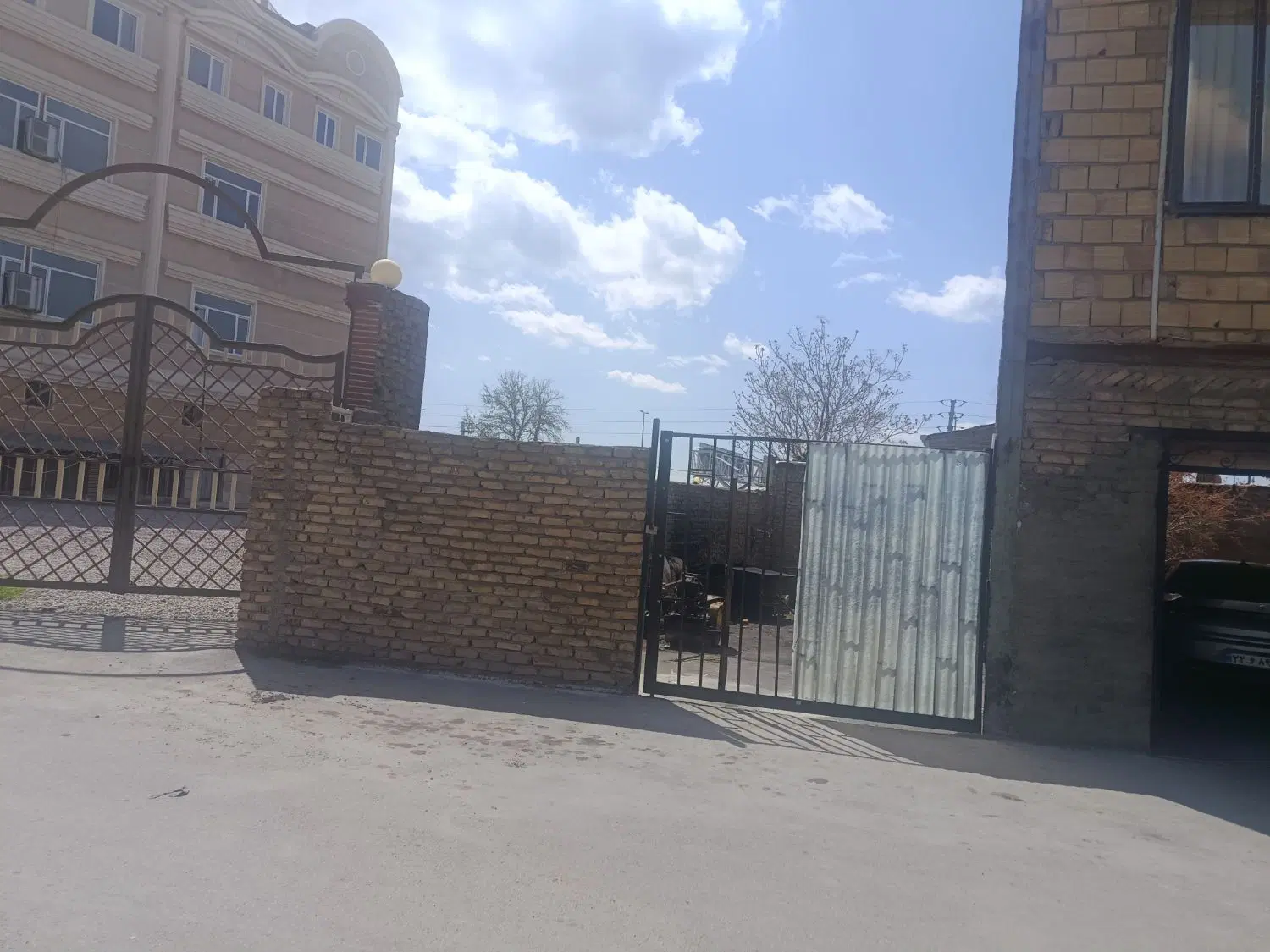 زمین شریفیه شریف ایاد پشت پاسگاه