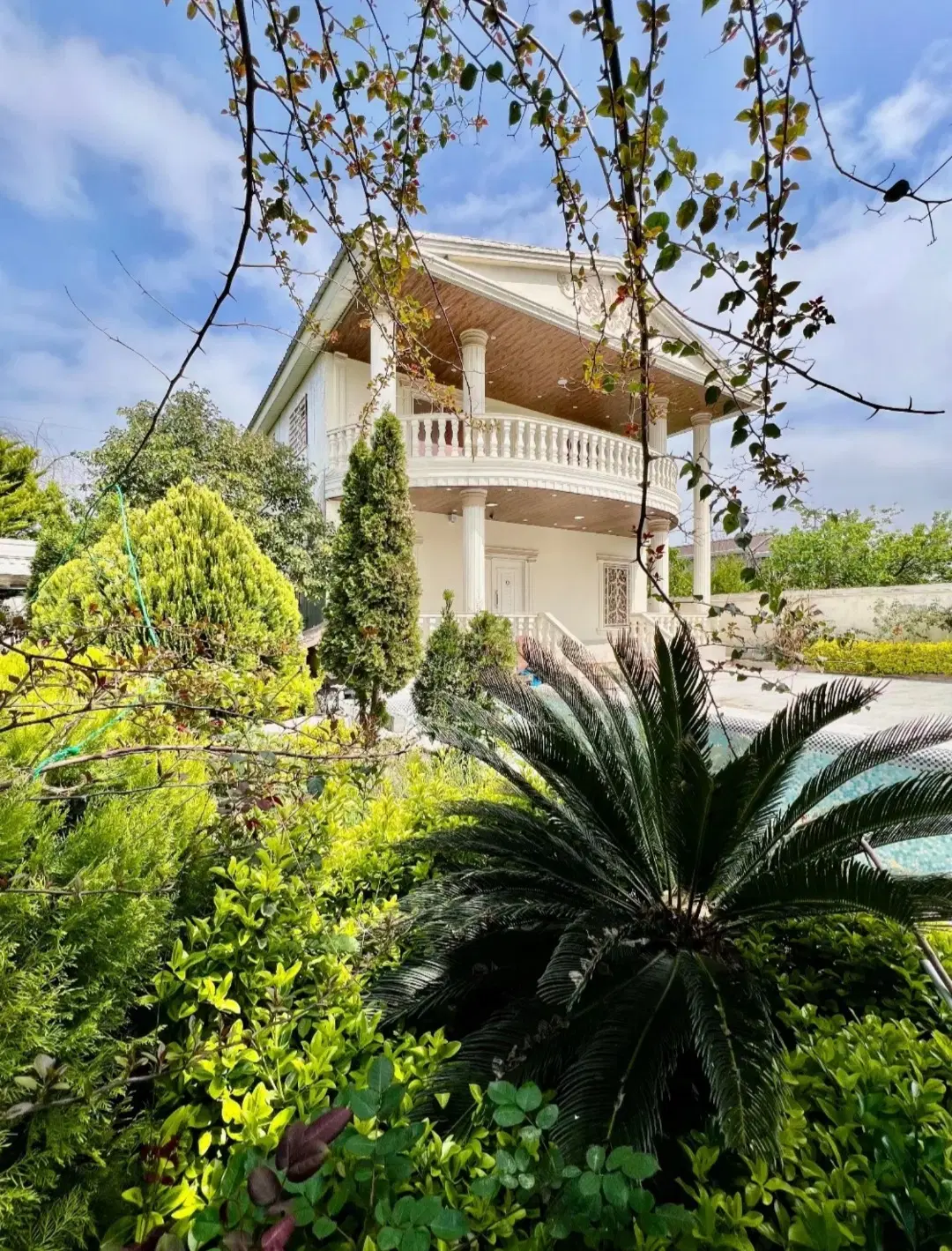 خانه شناژ دیواری معراج