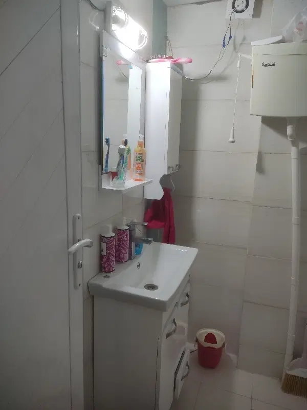اجاره دفتر کار ۳۵متری برخیابان ضابط زاده
