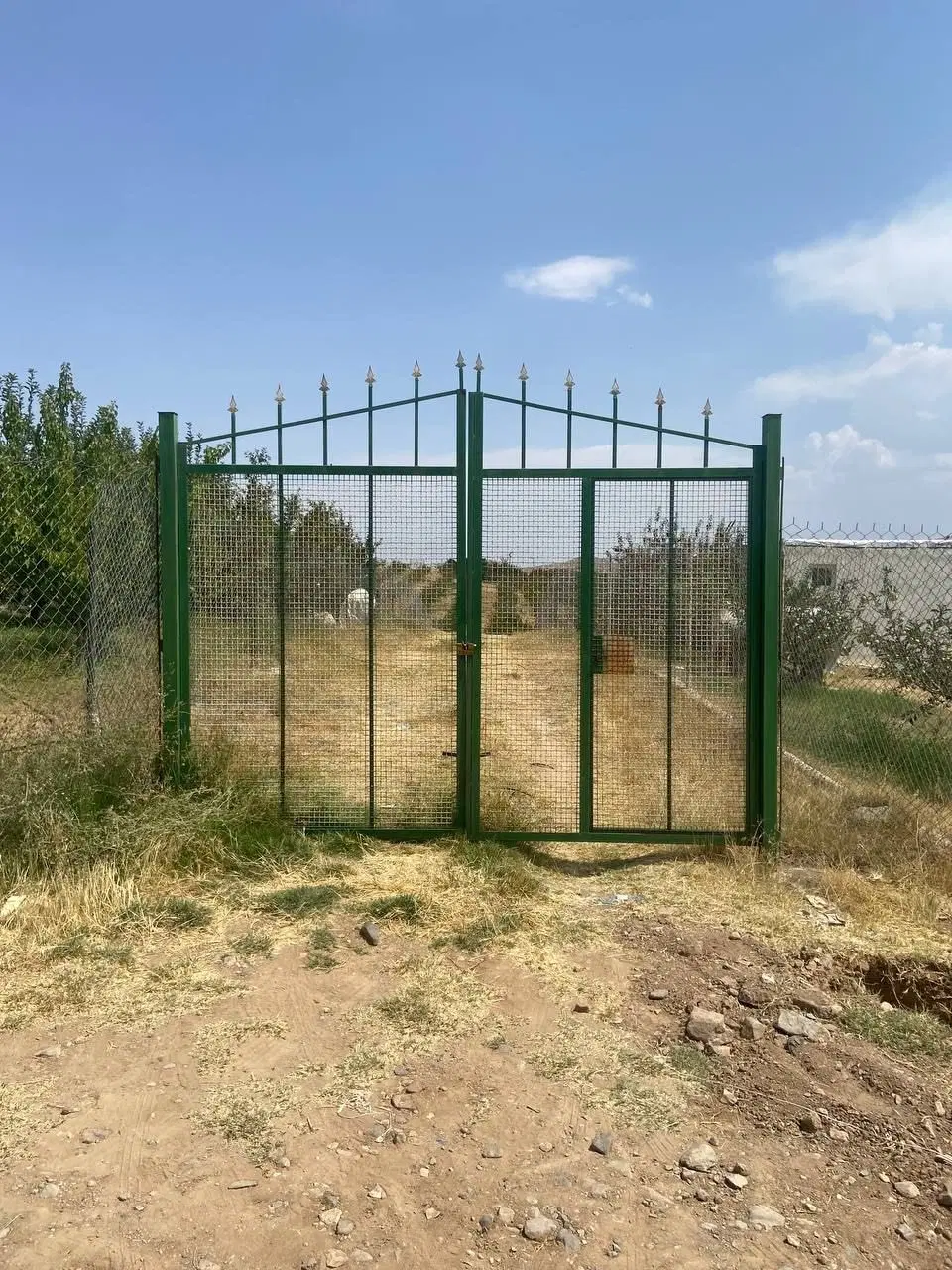 باغ سیب ، اهر ، پسته بیگ