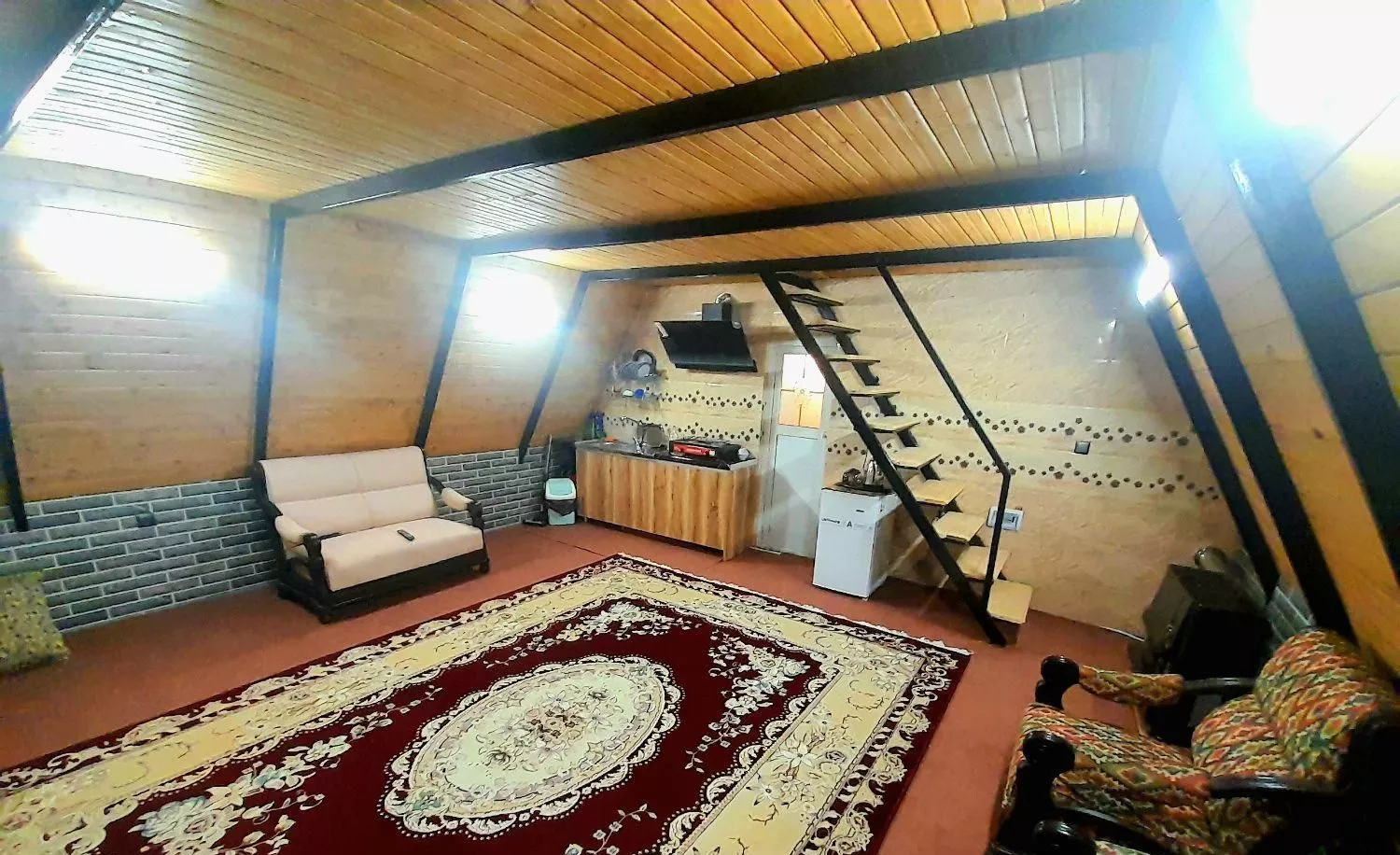 اجاره کلبه چوبی جنگلی تک خواب