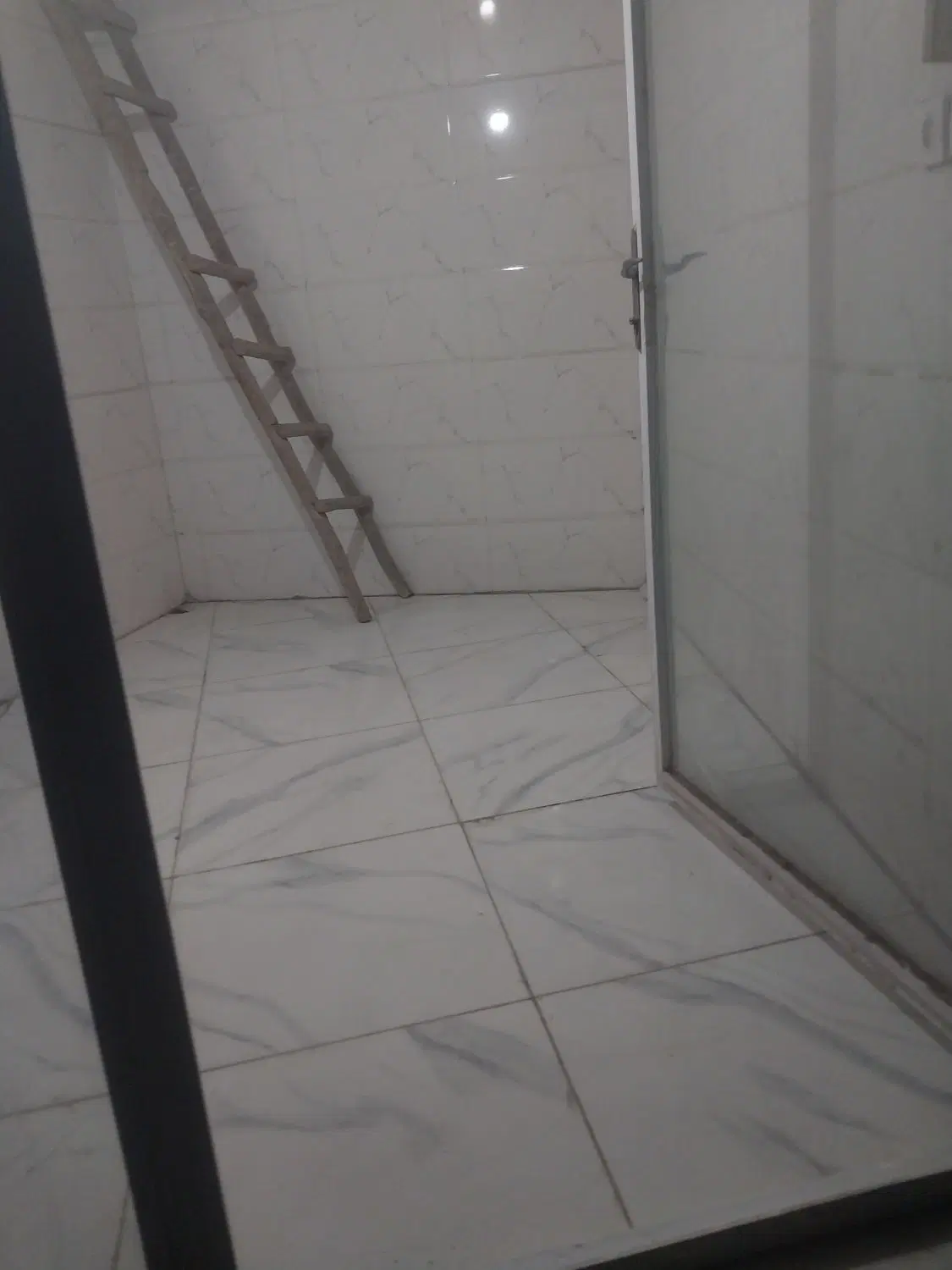 رهن واجاره مغازه ۱۰متری  فیض آباد کوچه برنجی پزها