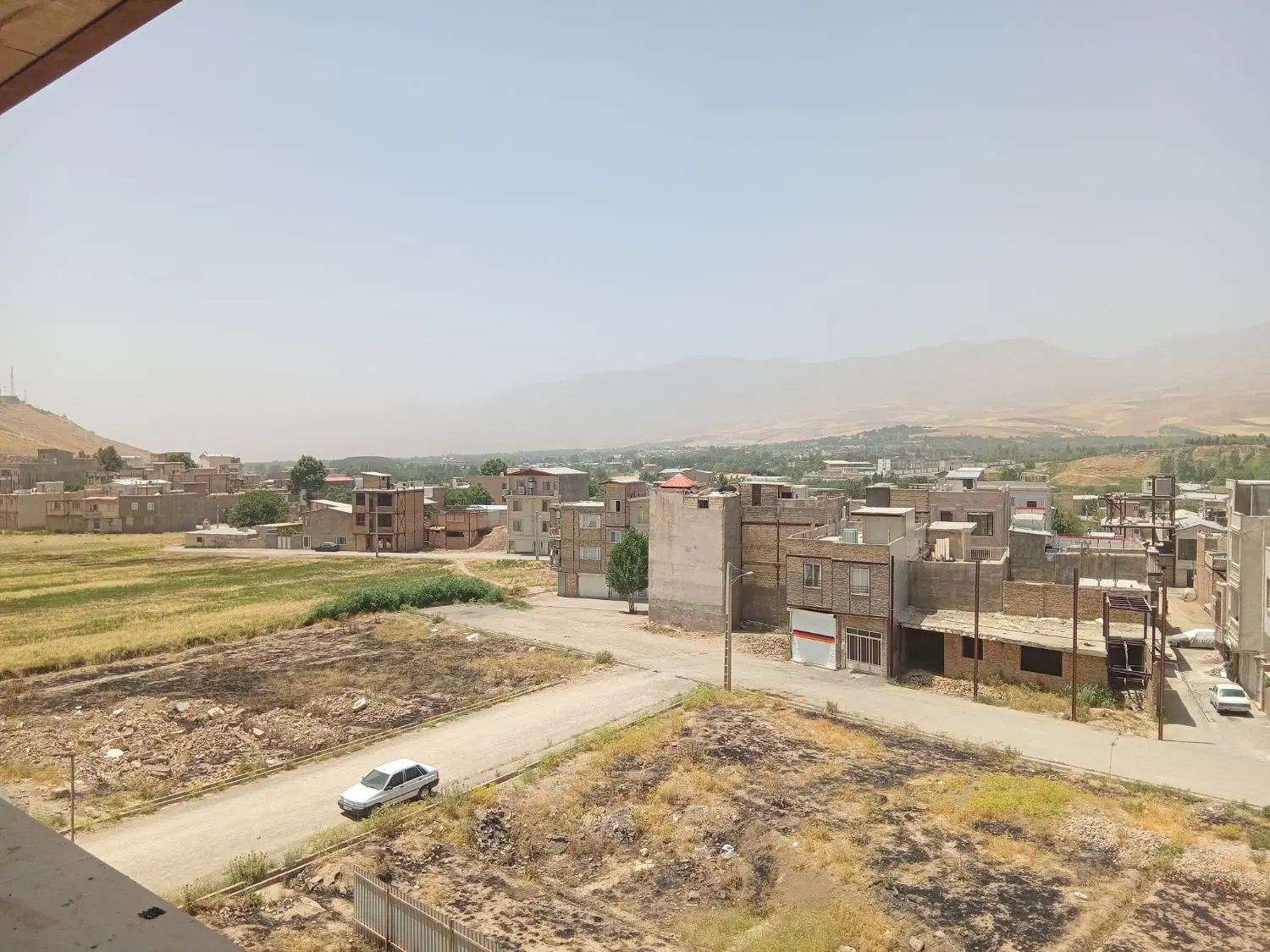واحد ۱۰۰ متری دو خواب