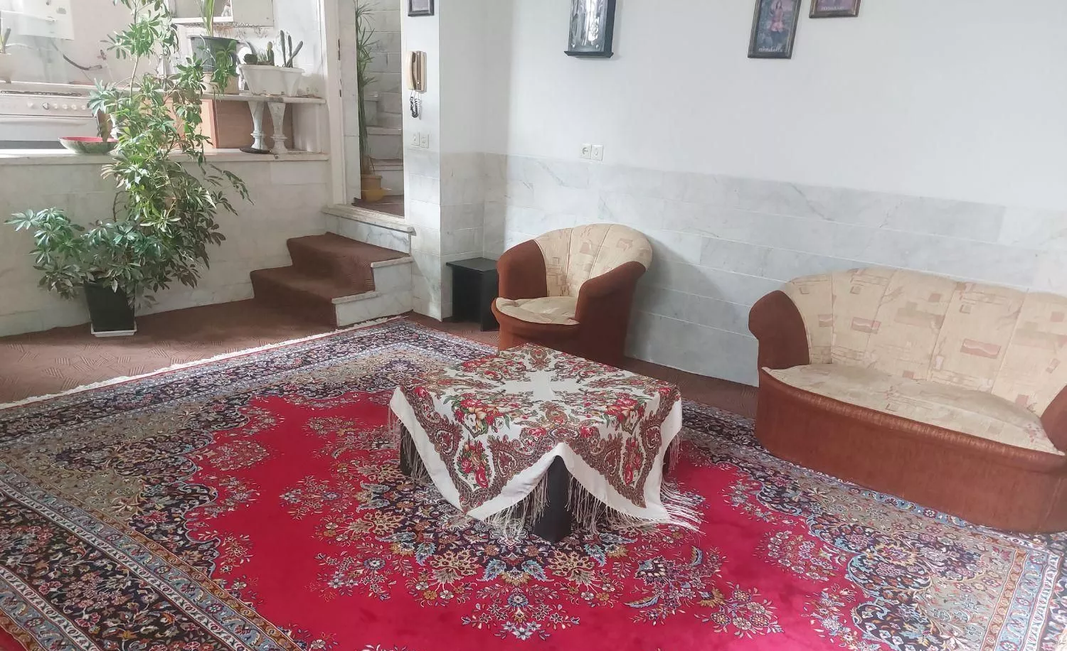 اجاره سوئیت حیاط‌دار زیبا و پرگل