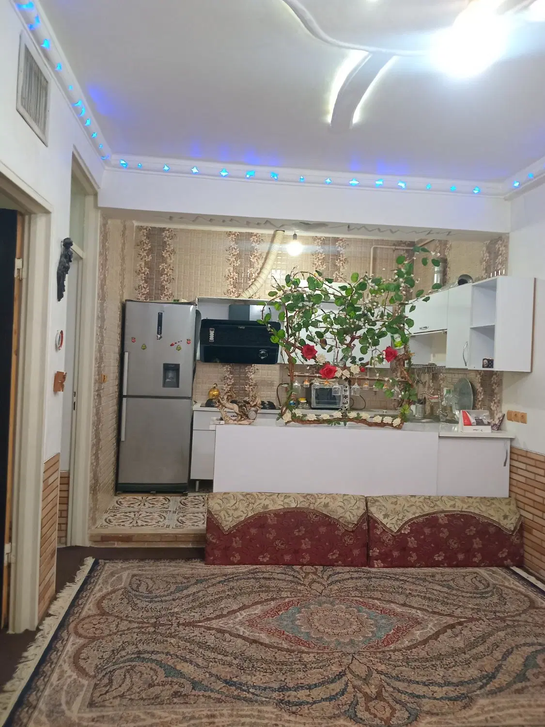 خانه دوخوابه اقبال اباد طبقه همکف