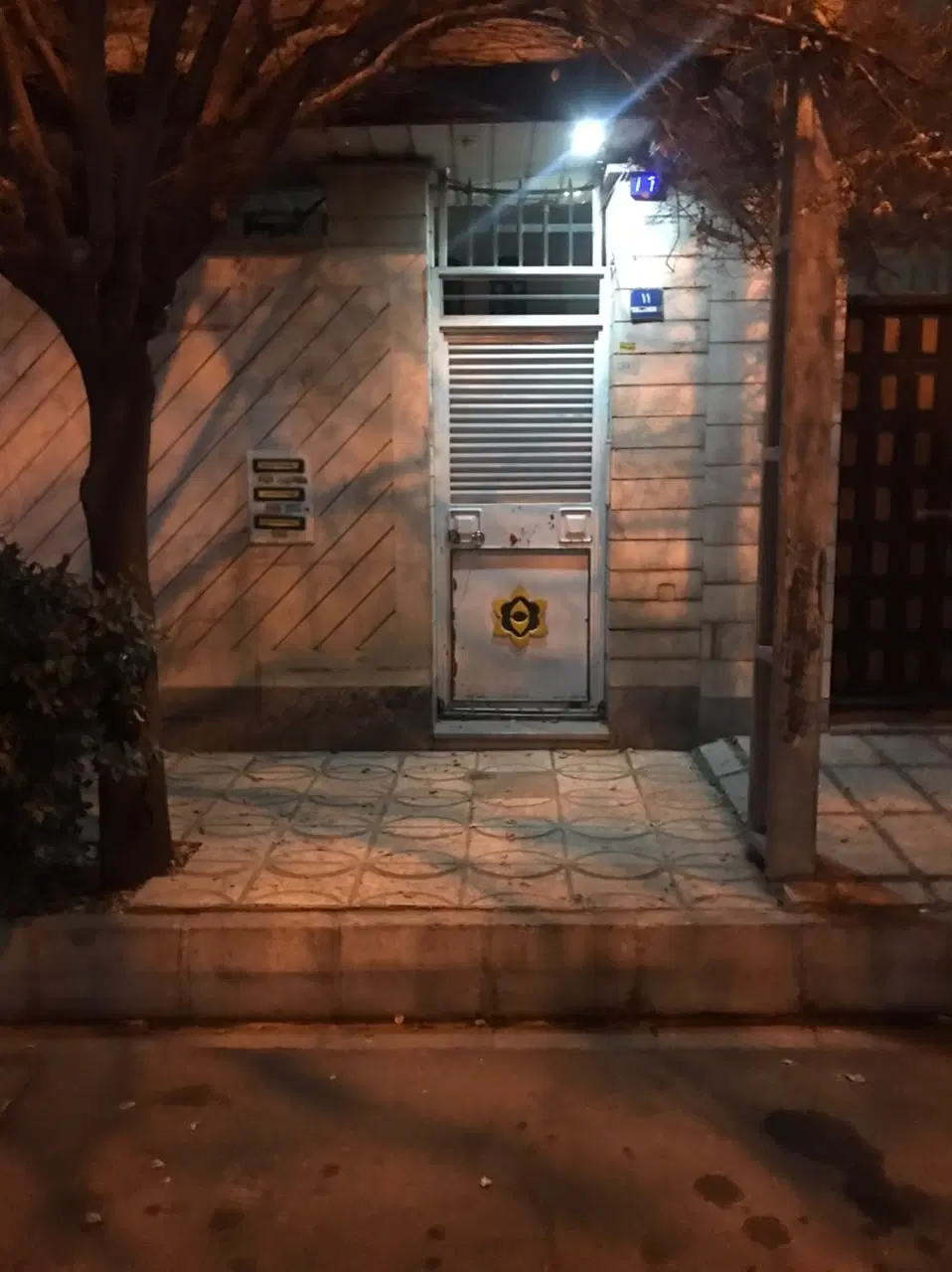 ملک کلنگی ۵۰۰ متری بنفشه ها