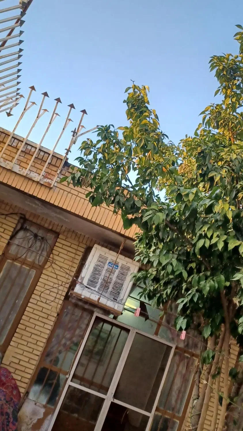فروش خانه حیاط دار