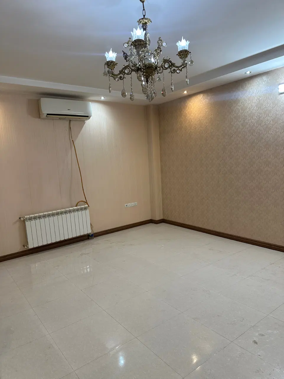 آپارتمان ۹۸ متری
