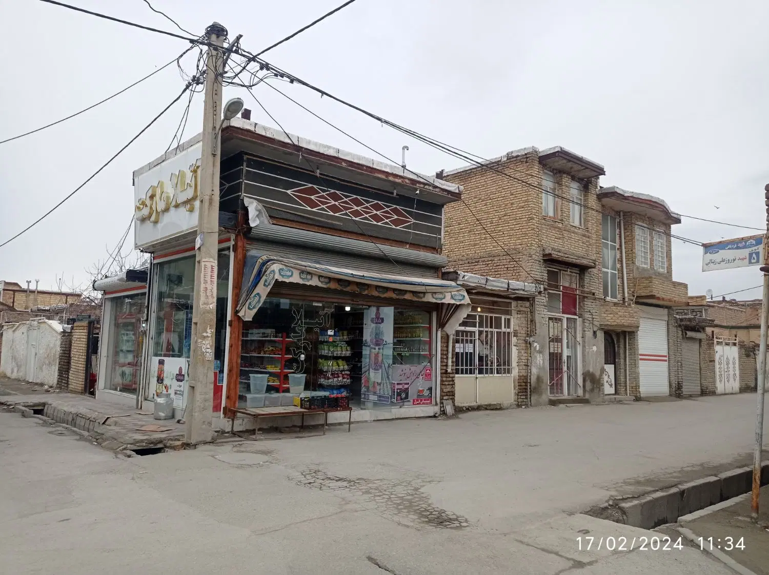 فروش مغازه ۱۰۰ متری دونبش