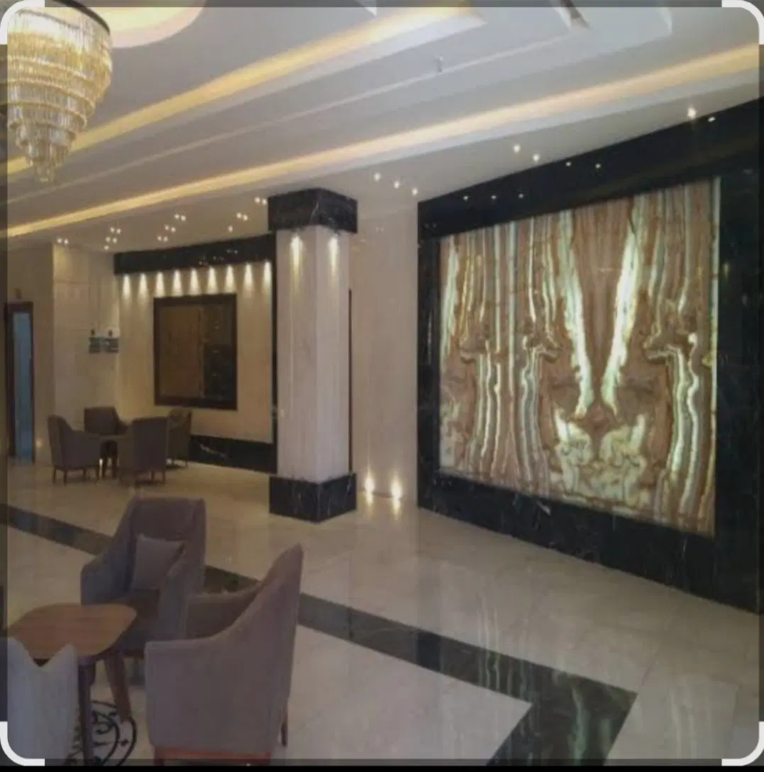 125متری استخر دار