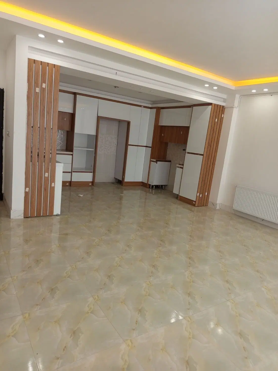 خانه آپارتمان طبقه اول