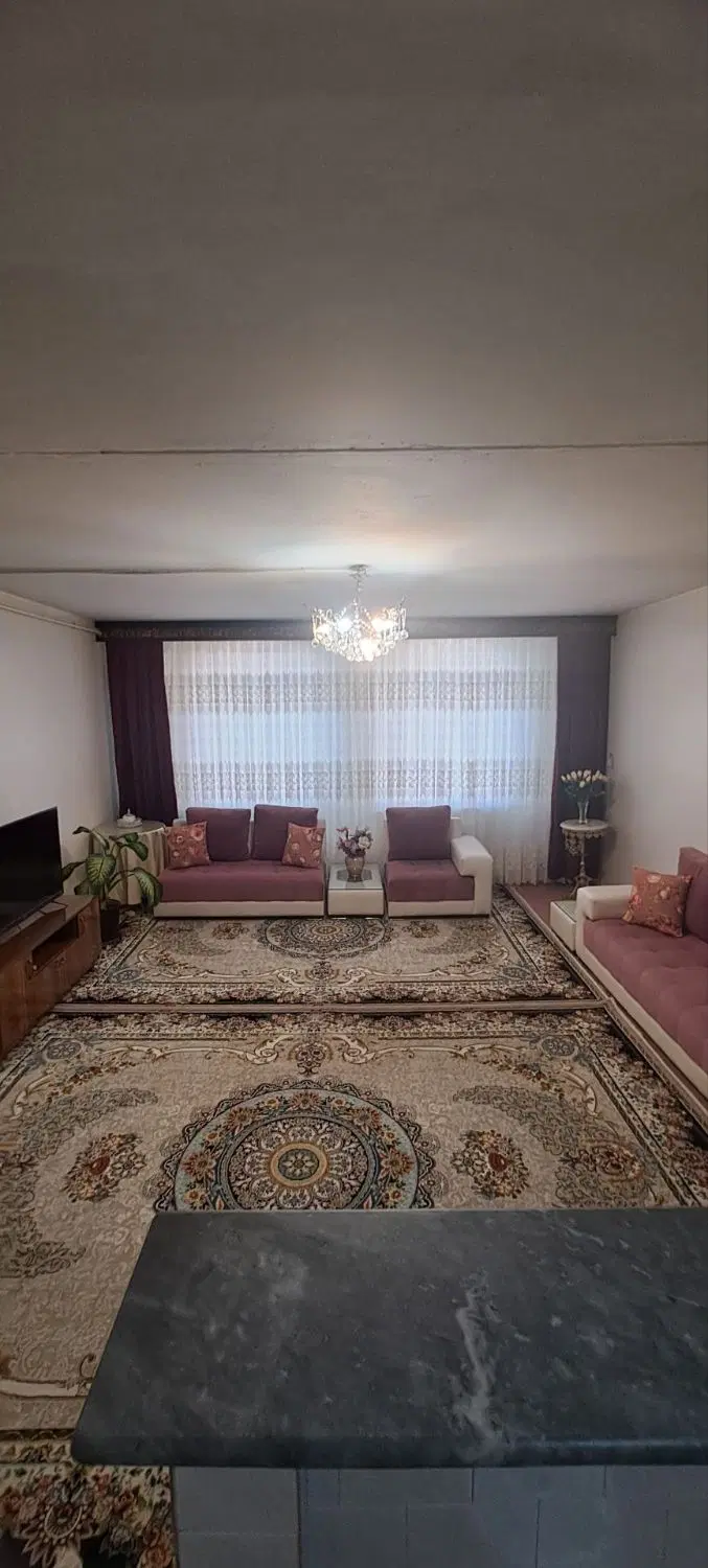 آپارتمان لوکس ونقلی در اندیشه