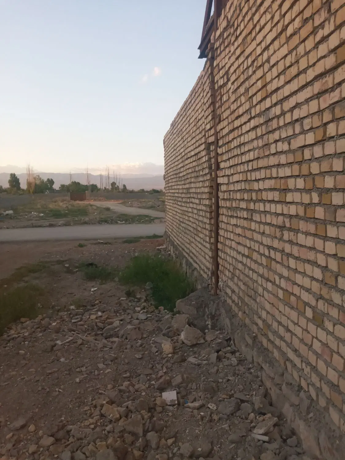 ۱۲۰ متر مسکونی