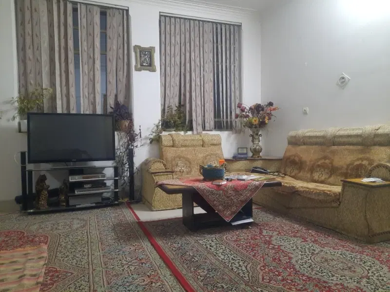 اجاره منزل دربست حیاط دار شمالی