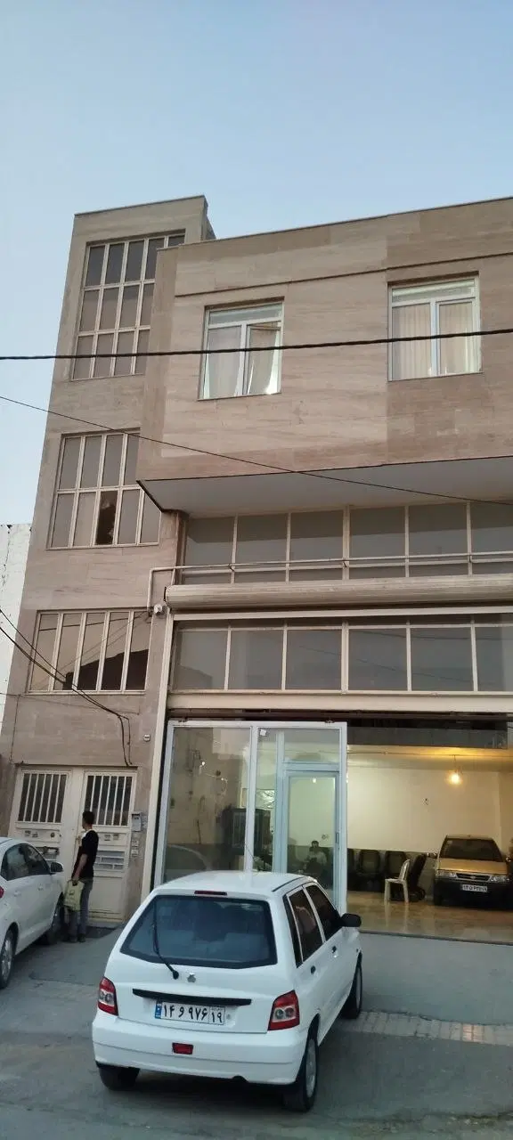 خانه تجاری مسکونی