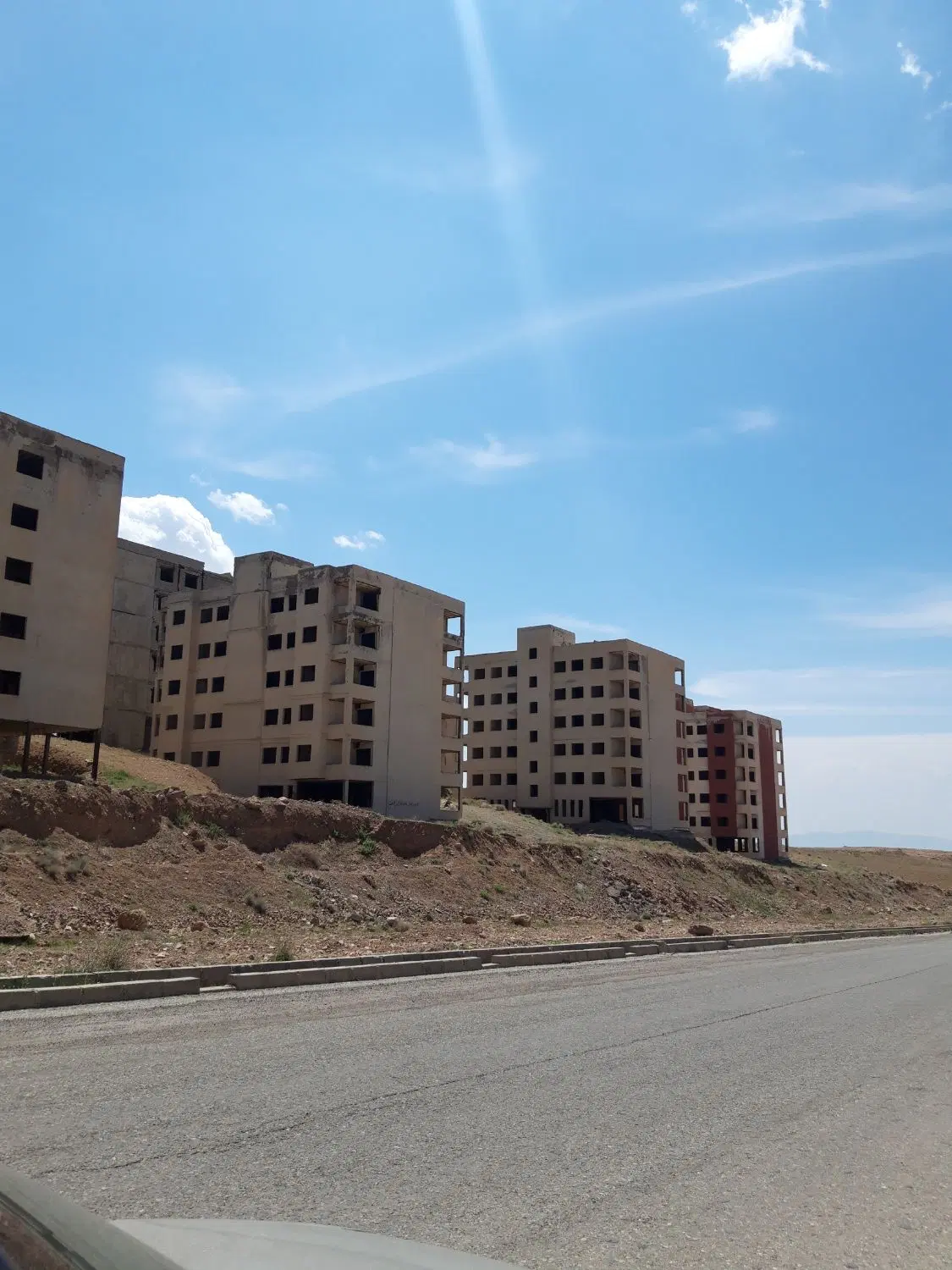 ۹۰ متر دو خواب نوساز