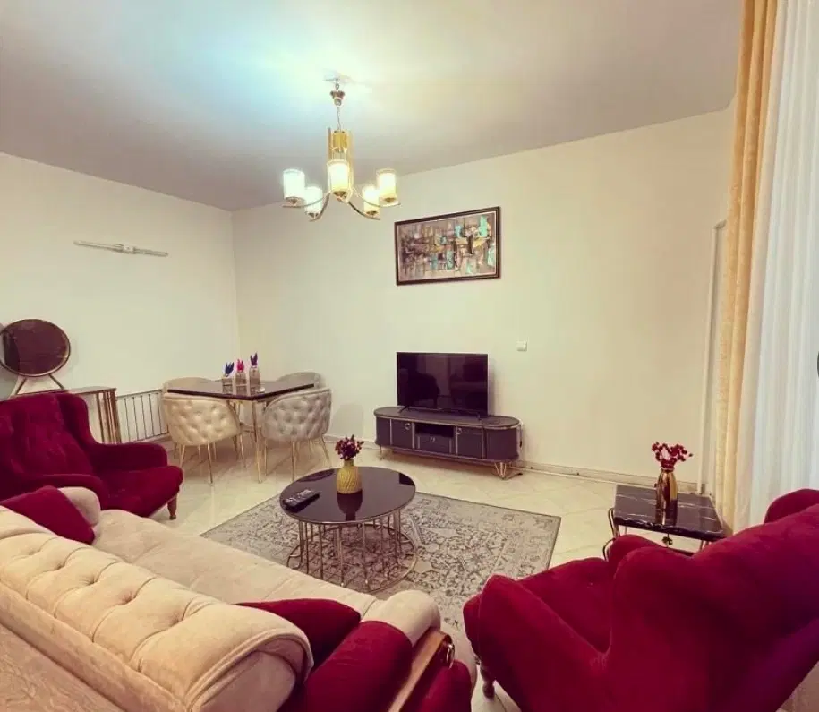 اجاره کوتاه مدت پاره وقت وروزانه میدان ازادی