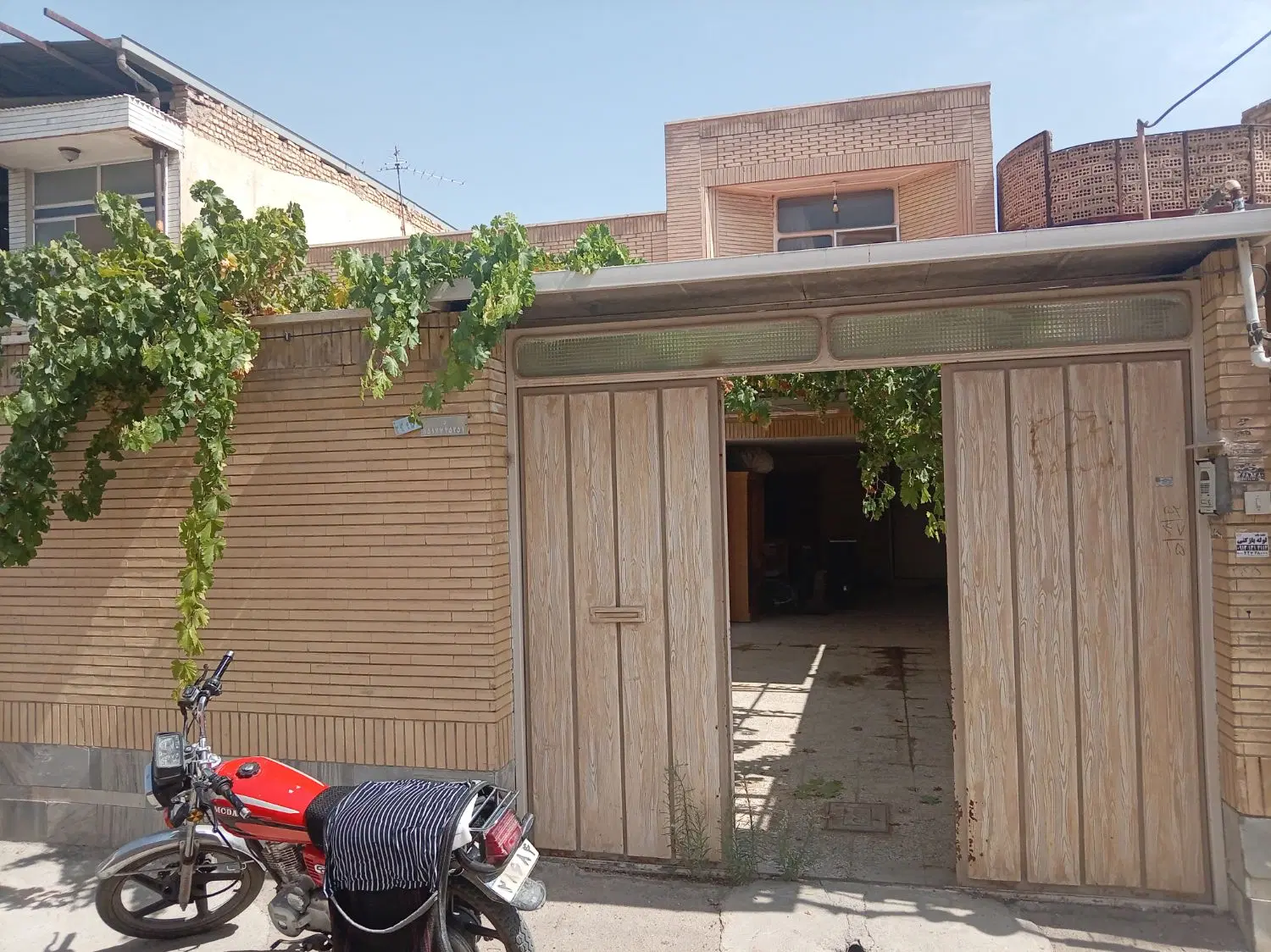 ویلایی شمالی ۲۱۷ متری، سند ۶دانگ، ۵ خواب _گلبهار،