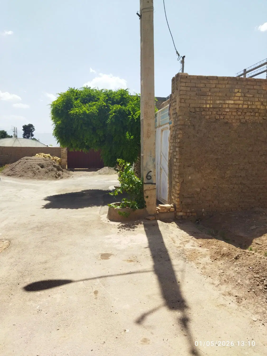 زمین مسکونی