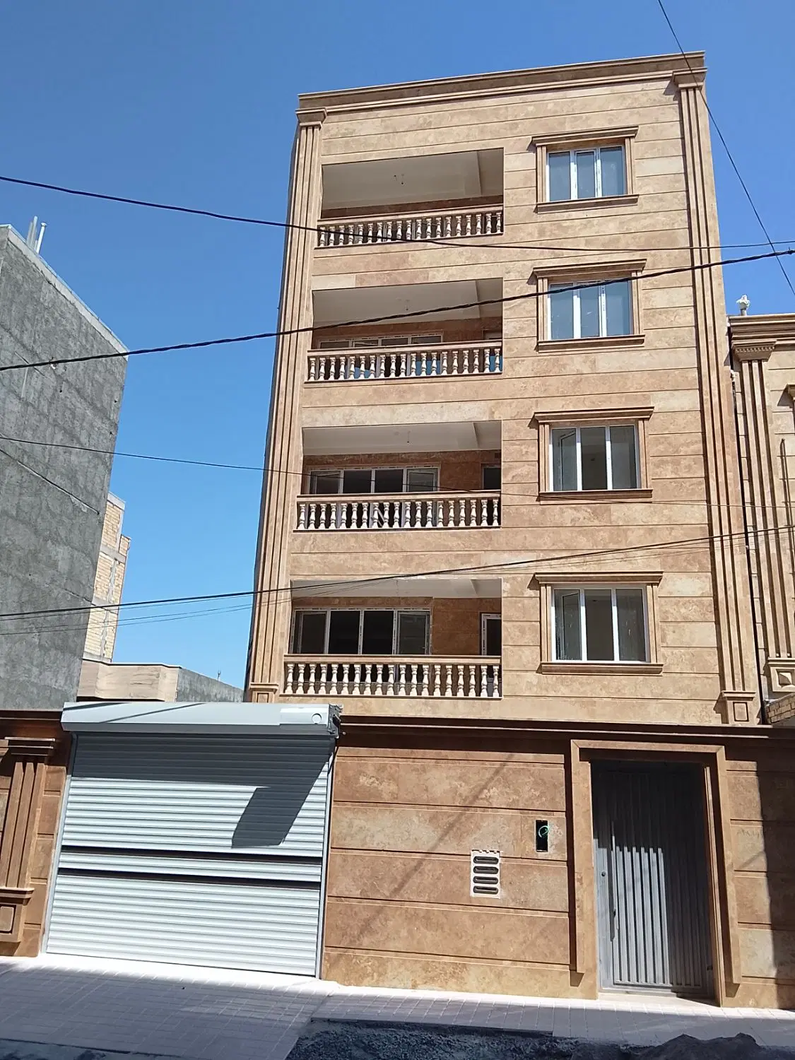 فروش آپارتمان تک واحدی زیباشهر شخصی ساز
