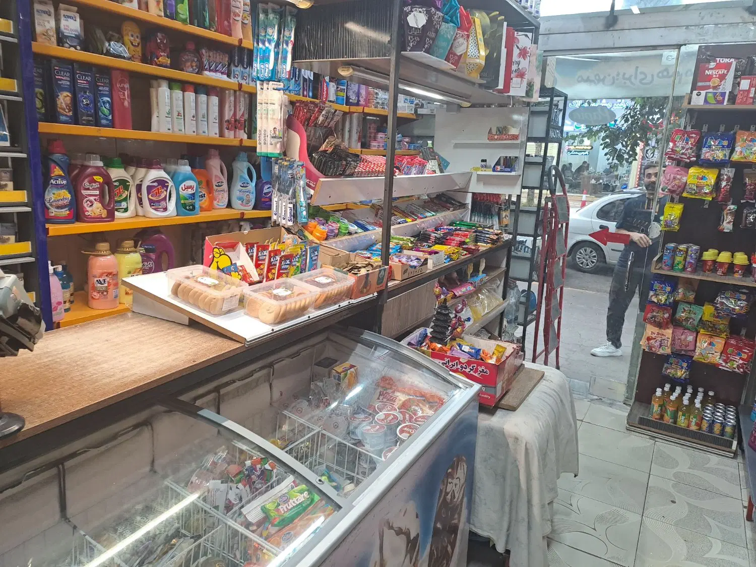 مغازه تجاری مناسب برای دفتراملاک ودفترفنی مهندسی