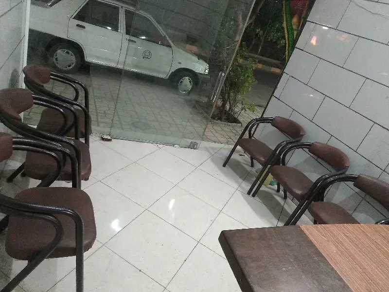 مغازه اجاره ای هاشیه وکیل آباد