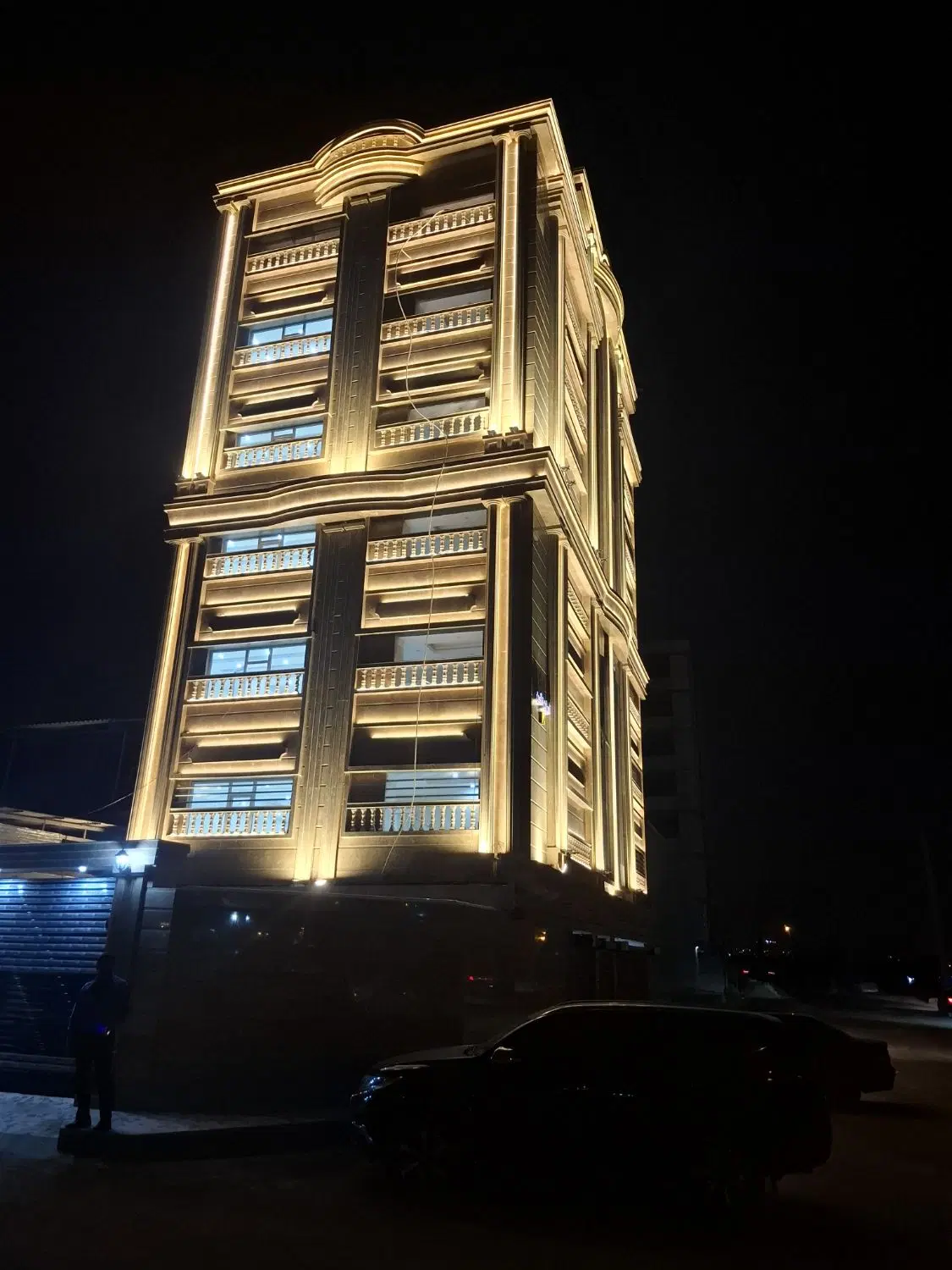 ۱۰۰متری آپارتمان شهروند خیابان ۱ فروشی