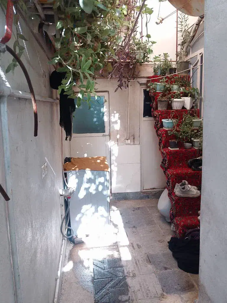 خونه حیاط دار شصت متری یه خواب و پذیرایی