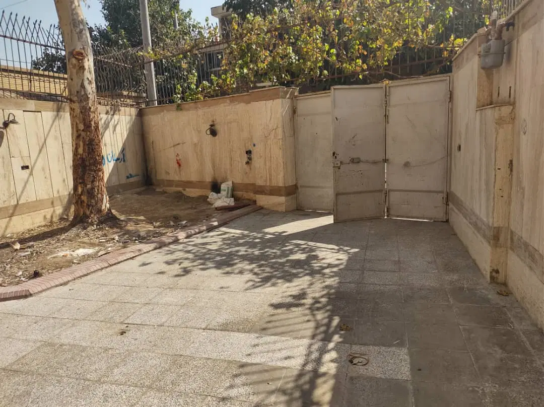 کلنگی جهت سکونت و یا ساخت و ساز
