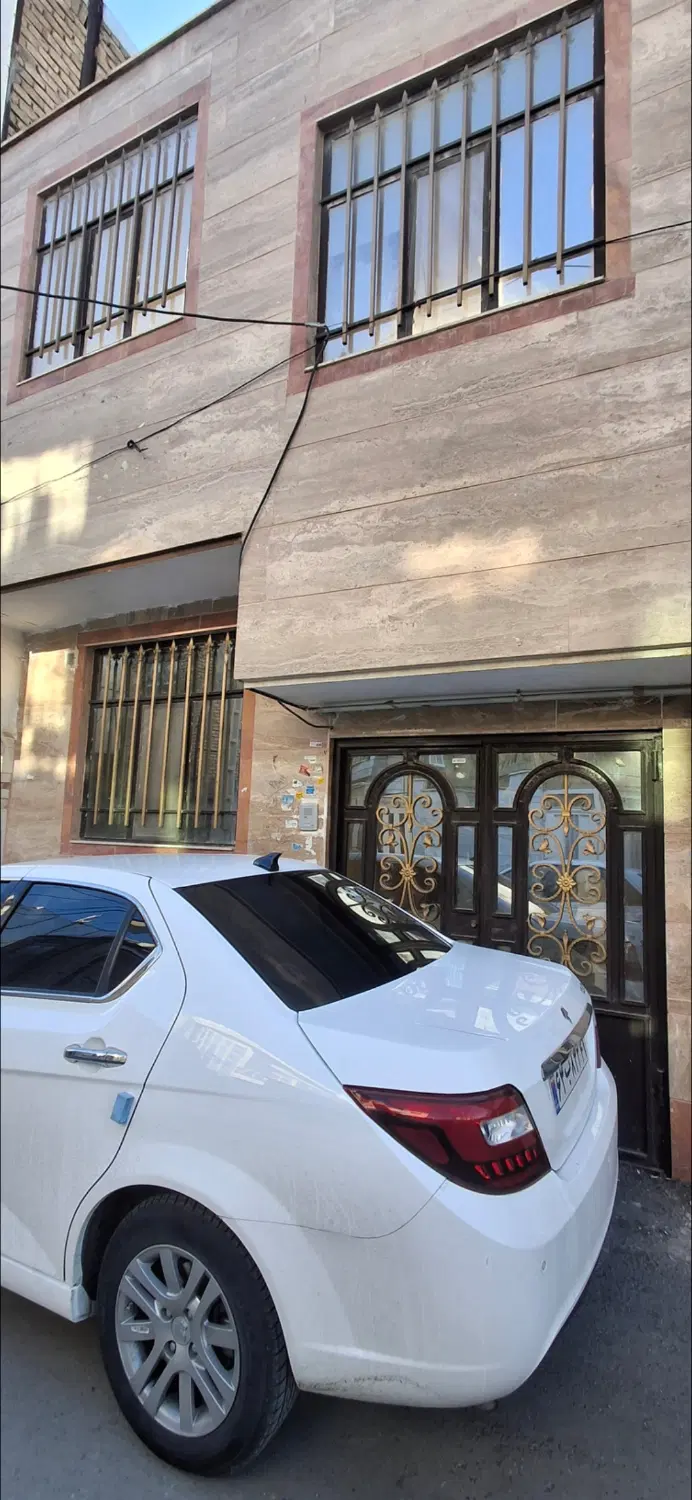 خونه علی اباد