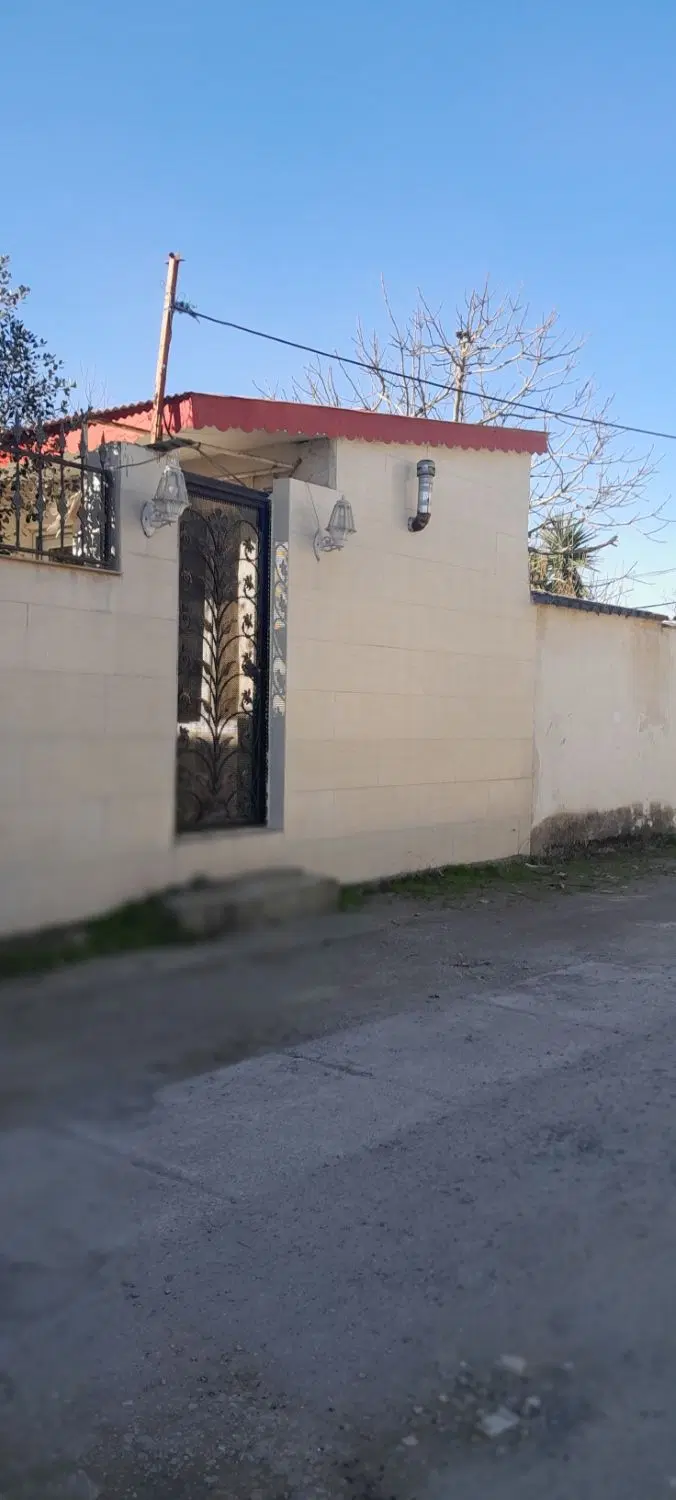 زمین ۲۵۰متر