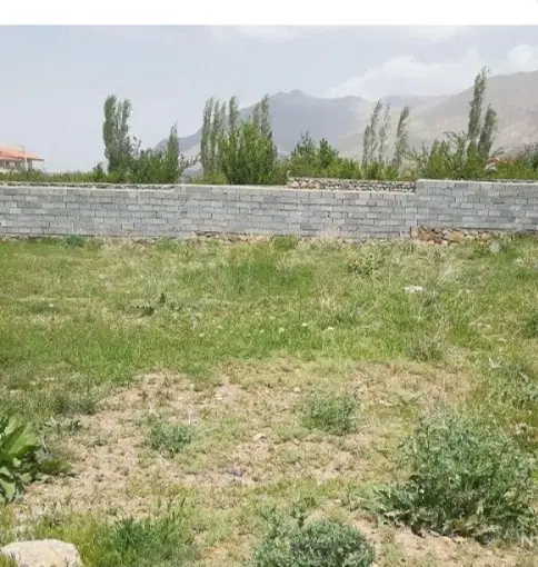 زمین دشتروم