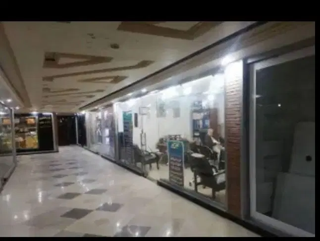 یک باب مغازه ب متراژ ۱۳متر در پاساژ پردیس