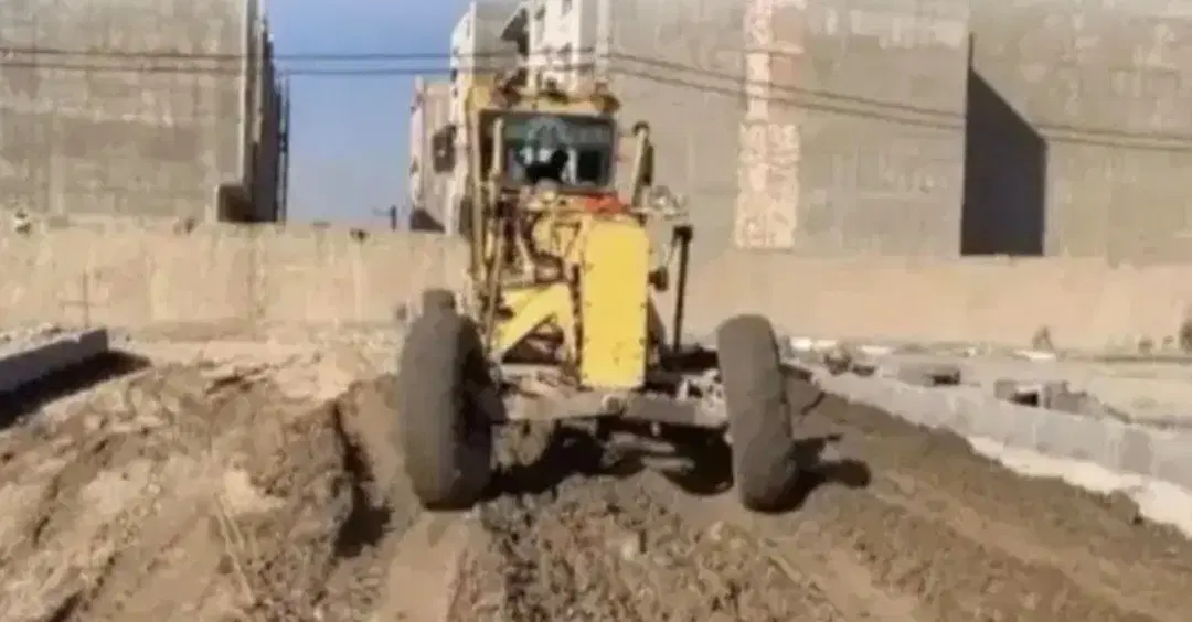 سهام کامل زمین پیشکسوتان و ورزشکاران باقرشهر