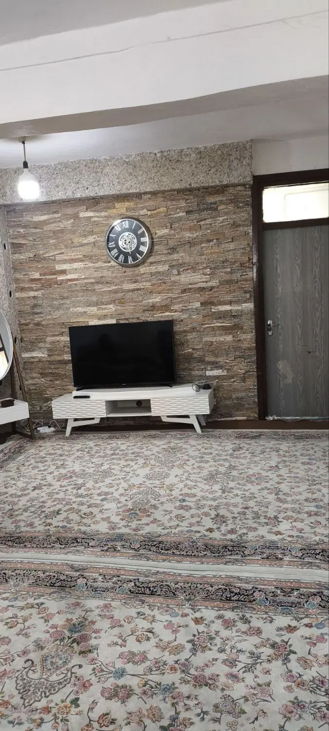 دوطبقه خانه مستقل (هم فروش. هم رهن و اجاره)