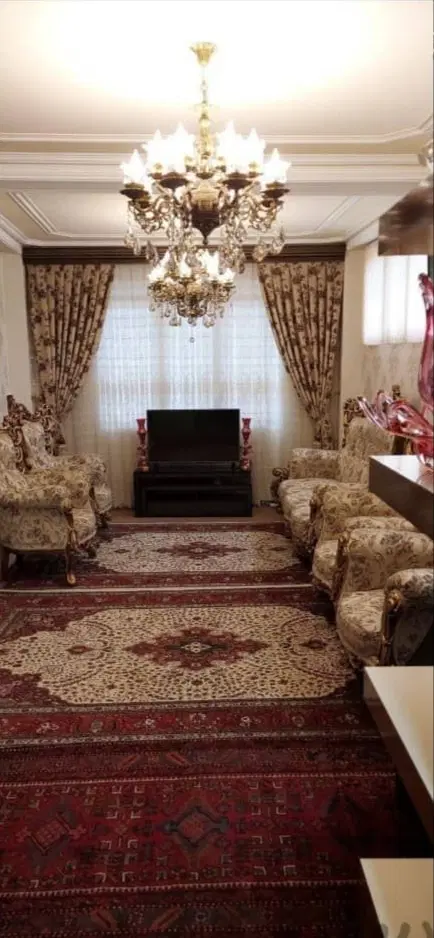 آپارتمان نقلی اشکان