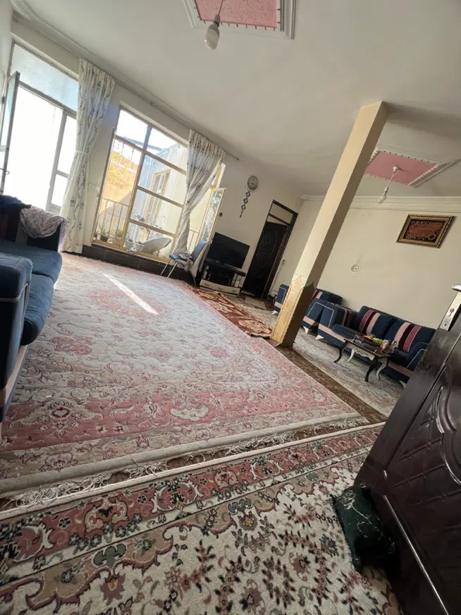 اجاره حیاط ۱۰۰ متر باغ معروف