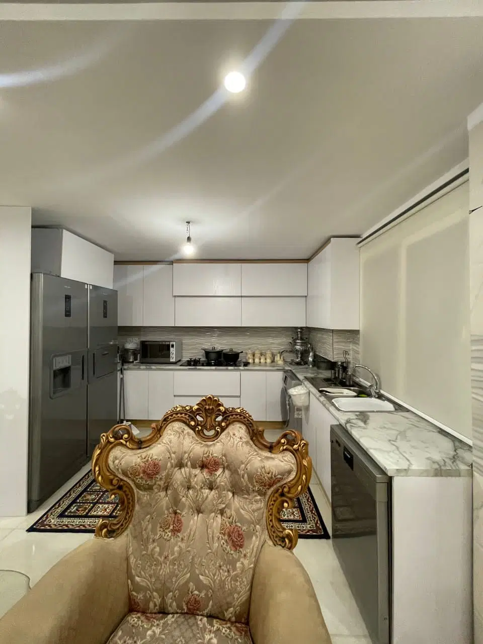آپارتمان 3خواب 130متر فاز 3شهرک هواپیمایی
