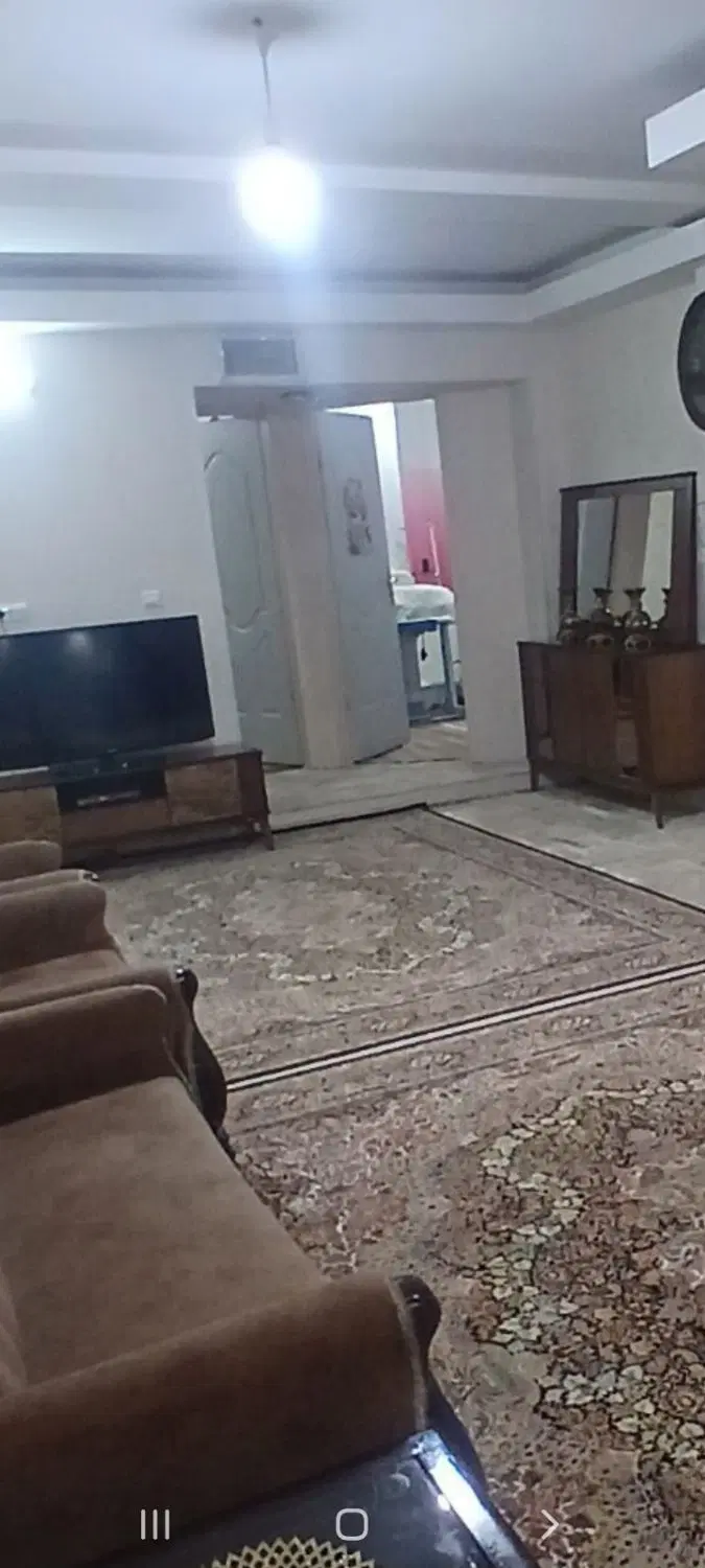 آپارتمان ۷۶ متری بهارستان